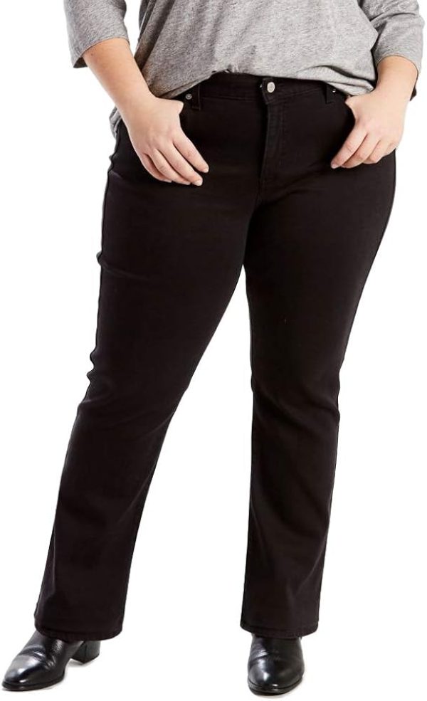 Levi's Women's Classic Straight Jeans (Also Availa
