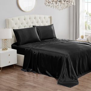 Juicy Couture , Queen Size Silk Satin Bed Sheet Se