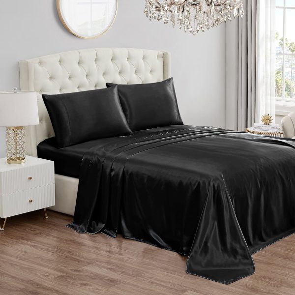 Juicy Couture , Queen Size Silk Satin Bed Sheet Se
