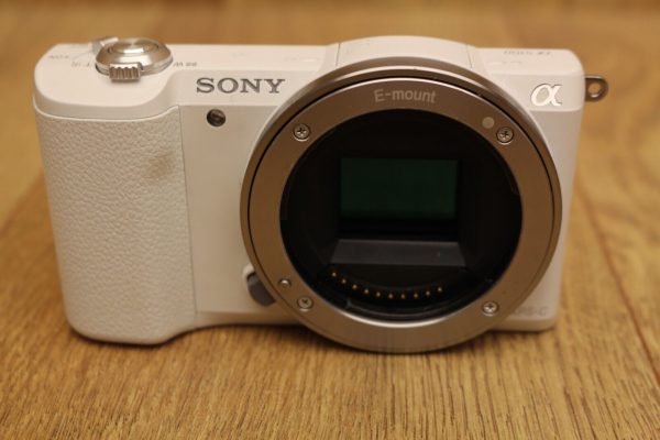 Sony A5100 Mirrorless Digital Camera (White) w/ BR