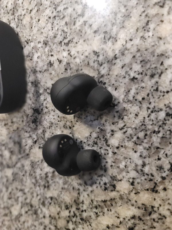 Sony WF-1000XM4 Noise Canceling Wireless Earbud He