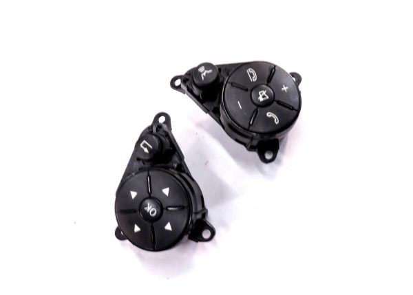 2011 MERCEDES C63 AMG (W204) STEERING WHEEL SWITCH